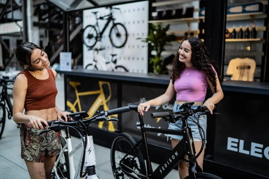 THE SMART CHOICE FOR COMMUTERS